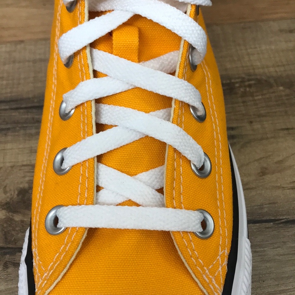 CONVERSE HIGH TOP BRAND NEW - Picture 7 of 14